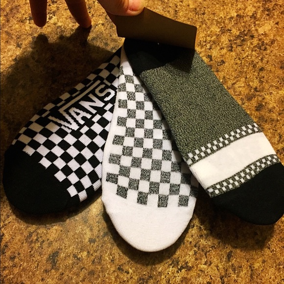 Vans 3 pack socks NWT - Picture 2 of 3